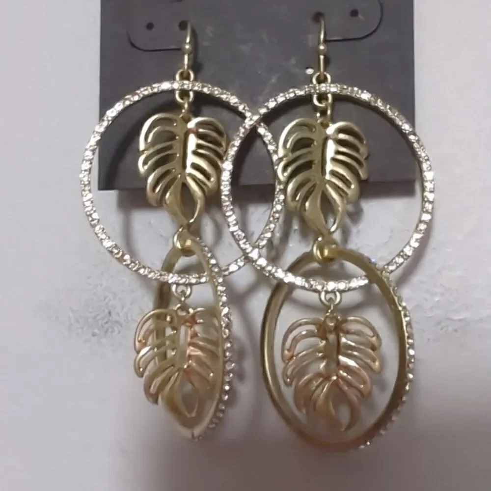 NWT Gold Palm Earrings